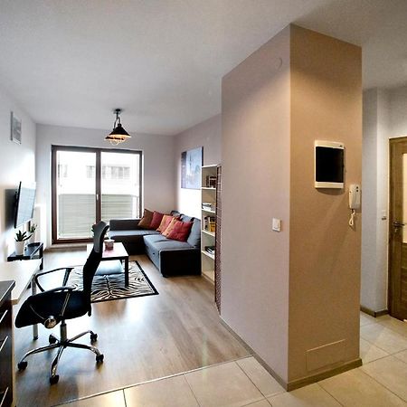 Airport Okecie Klobucka P&O Serviced Apartments Warszawa Eksteriør bilde