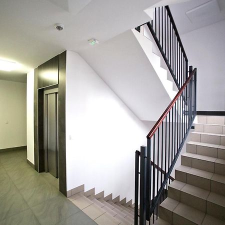Airport Okecie Klobucka P&O Serviced Apartments Warszawa Eksteriør bilde