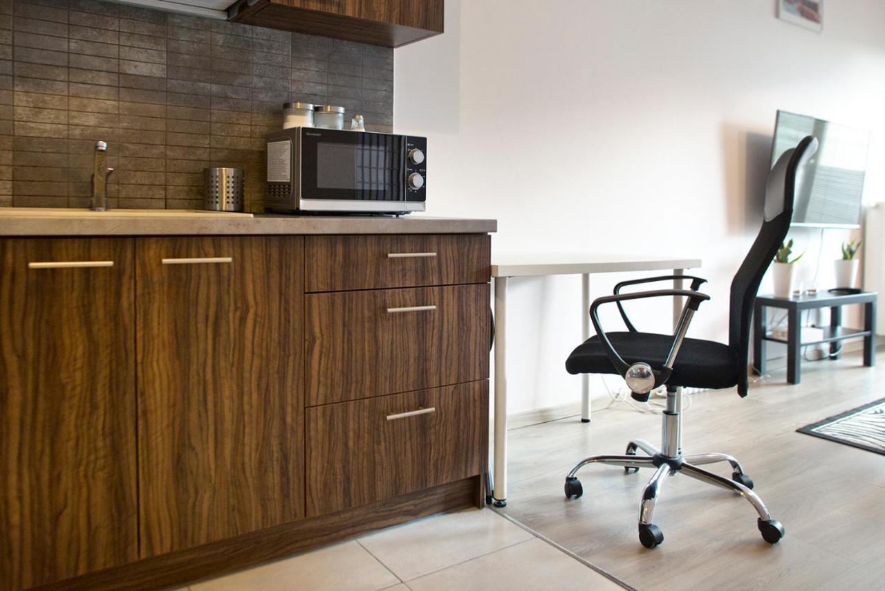 Airport Okecie Klobucka P&O Serviced Apartments Warszawa Eksteriør bilde