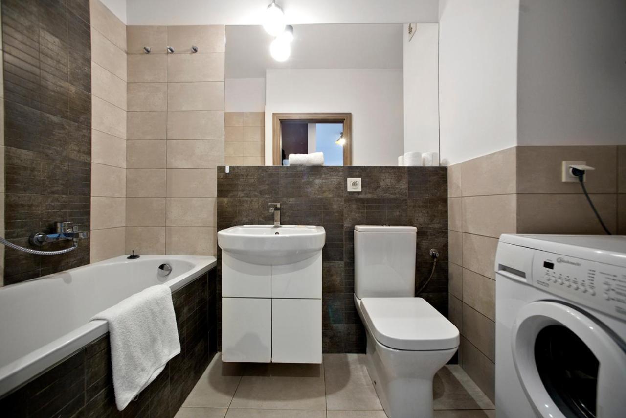 Airport Okecie Klobucka P&O Serviced Apartments Warszawa Eksteriør bilde