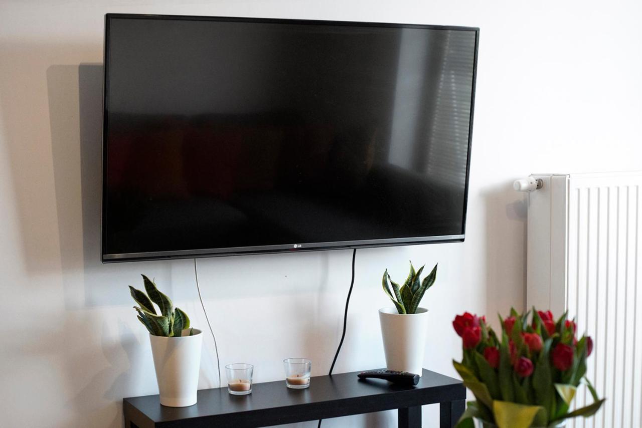 Airport Okecie Klobucka P&O Serviced Apartments Warszawa Eksteriør bilde