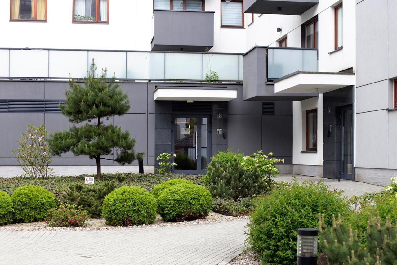 Airport Okecie Klobucka P&O Serviced Apartments Warszawa Eksteriør bilde
